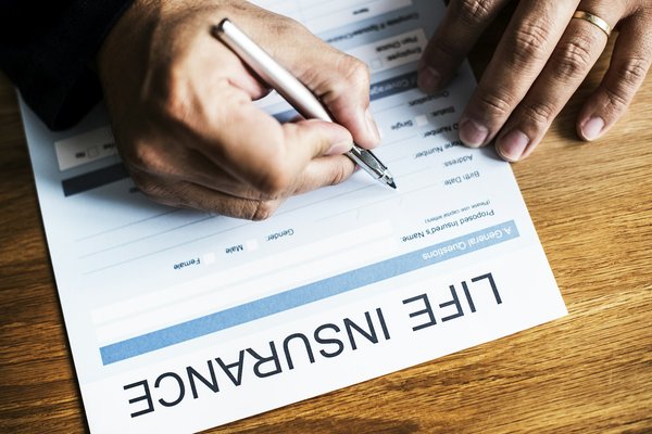 Assurance vie : conseils pour épargner intelligemment en 2025